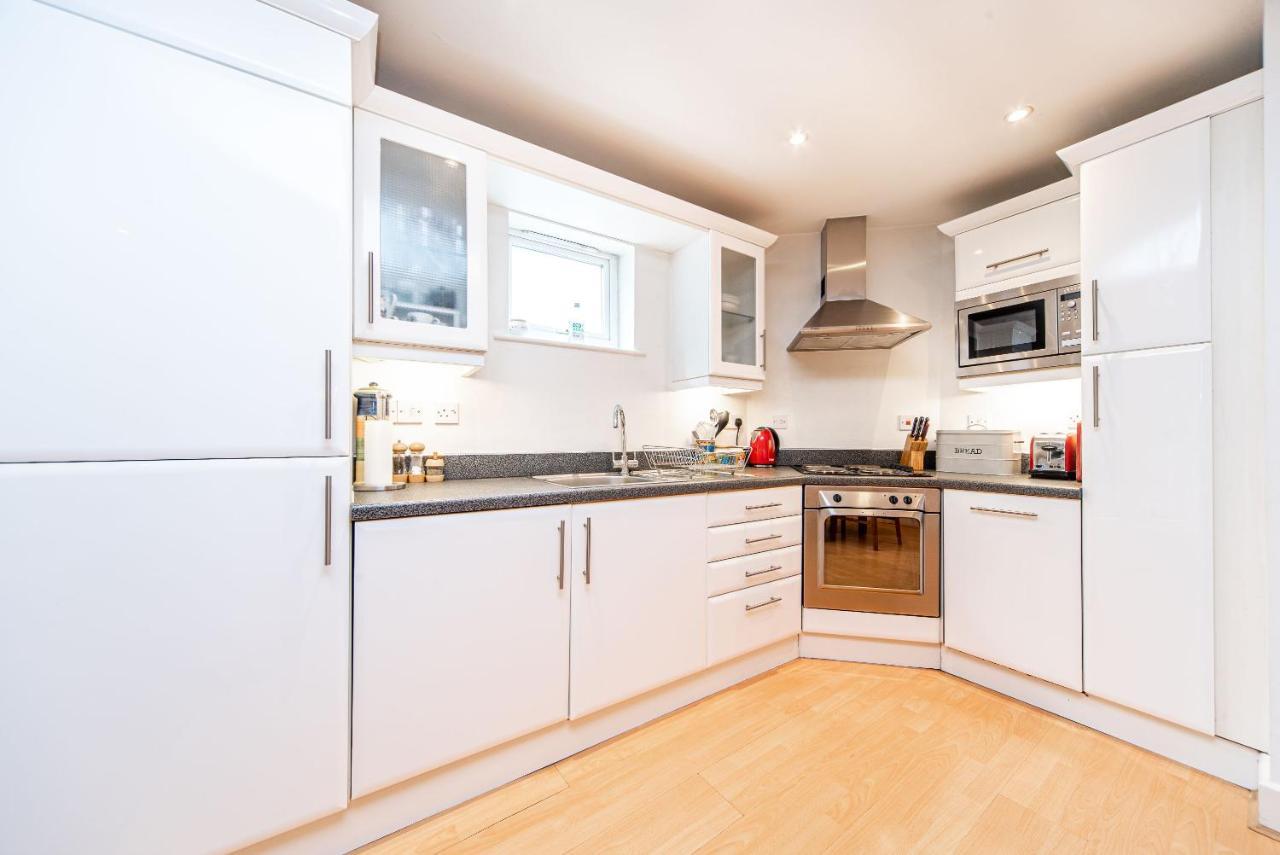 Pass The Keys Delightful Apartment Close To River In Se16 Londres Exterior foto