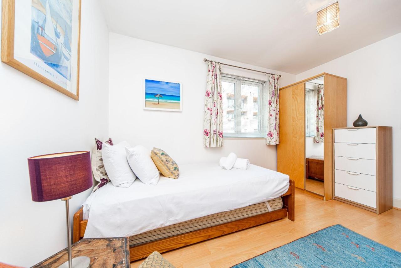 Pass The Keys Delightful Apartment Close To River In Se16 Londres Exterior foto